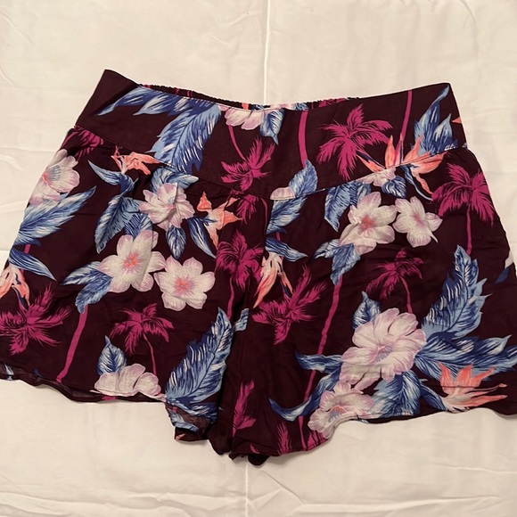 American Eagle Outfitters Other - Brand New Junior's American Eagle Short/Skort.